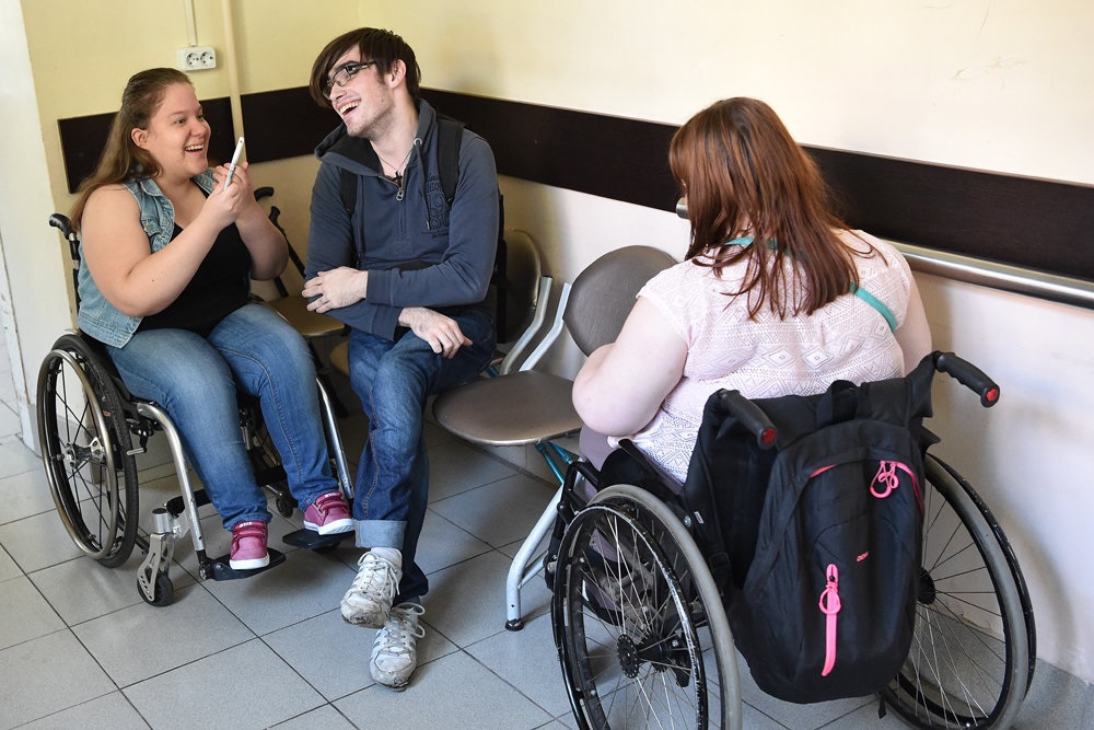 Семинар инвалидов. Лица с ограниченными возможностями. Студенты инвалиды. Обучение инвалидов. Образование инвалидов.